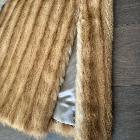 Stunning Women’s Full-Length Red Fox Coat with Weasel Collar - Size 12 - Picture 6 of 9